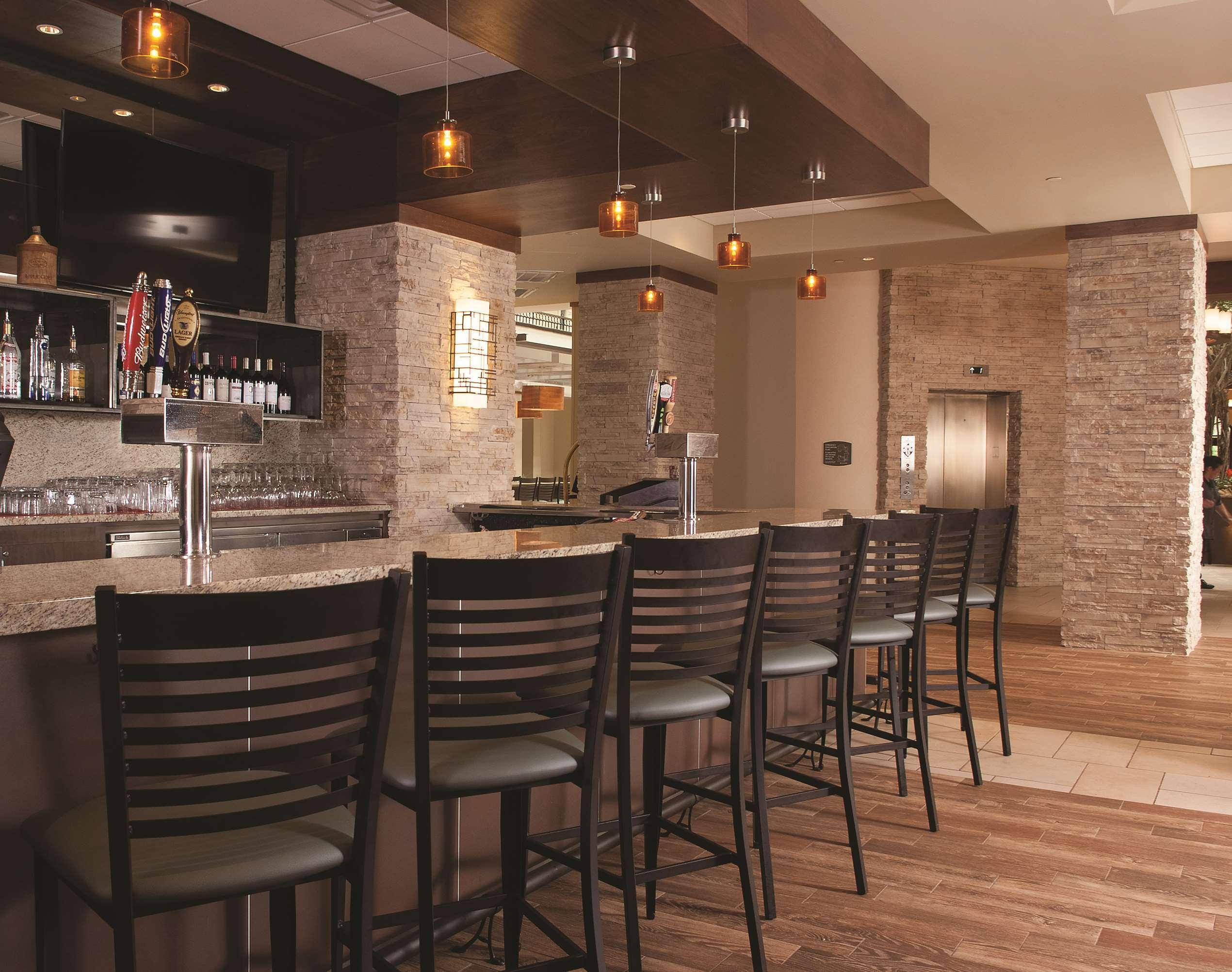 Embassy Suites By Hilton Nashville Airport Экстерьер фото