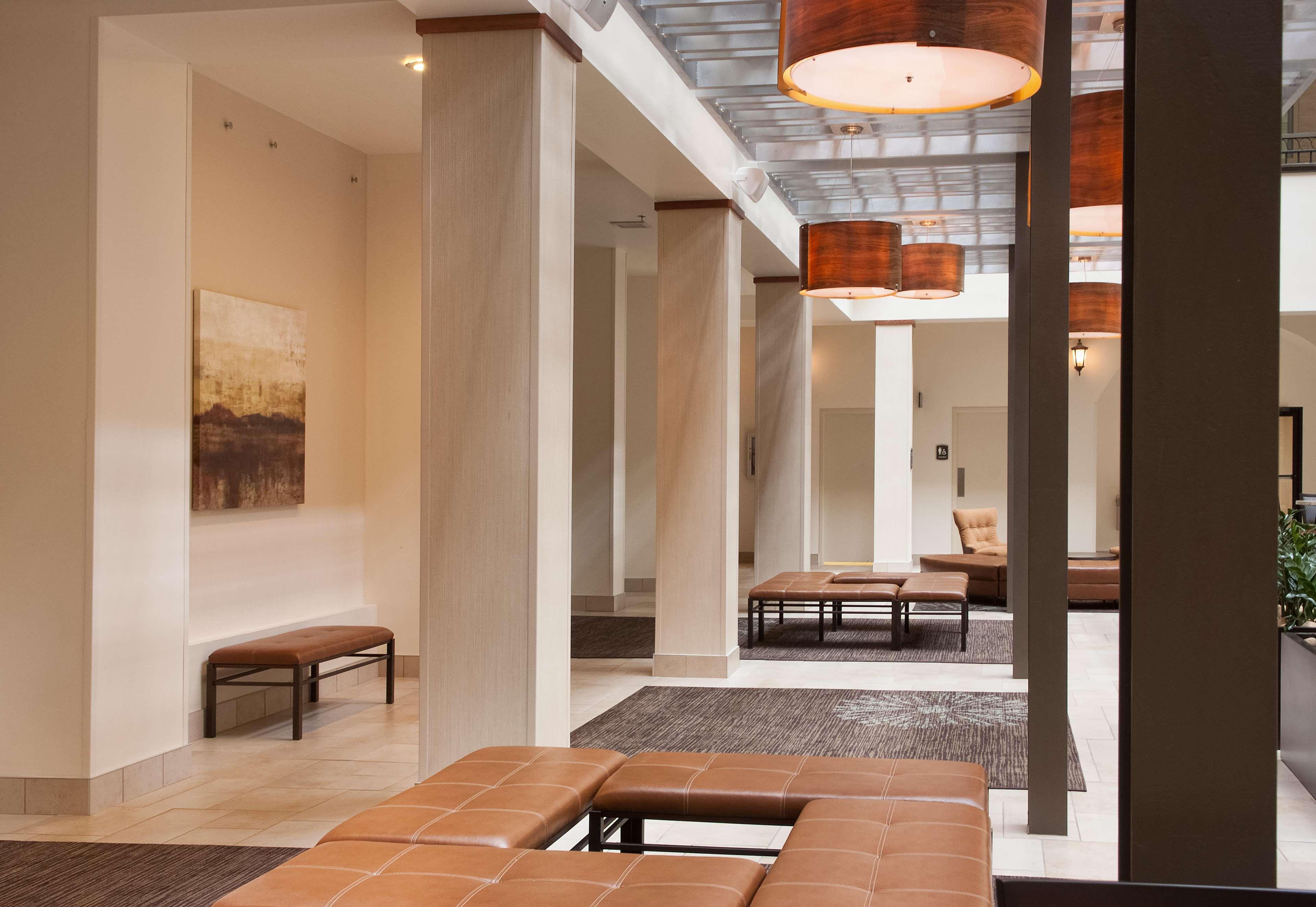 Embassy Suites By Hilton Nashville Airport Экстерьер фото