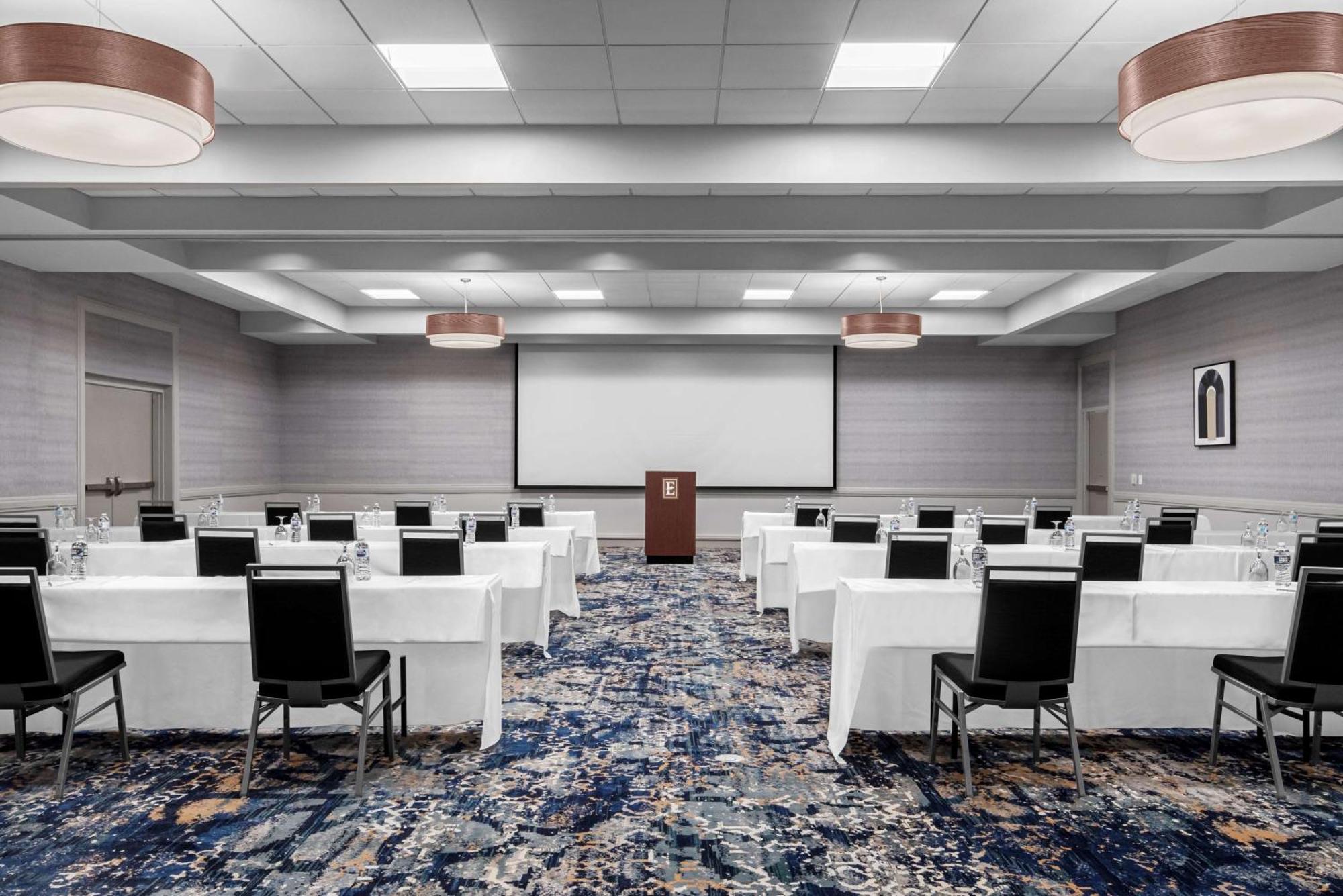 Embassy Suites By Hilton Nashville Airport Экстерьер фото