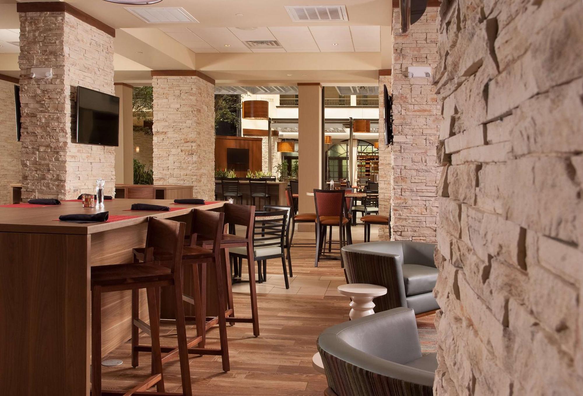 Embassy Suites By Hilton Nashville Airport Экстерьер фото